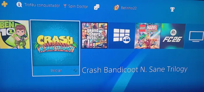 Ps4 com 2 controles e alguns jogos só aceito pix ou dinheiro