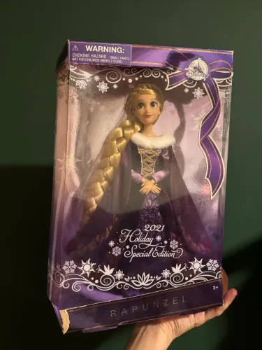 Boneca Rapunzel Disney Holiday