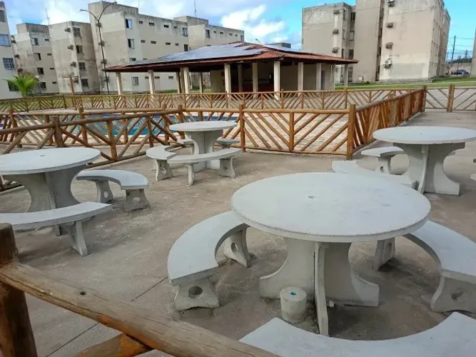 Alugo apartamento (bosque das acácias)