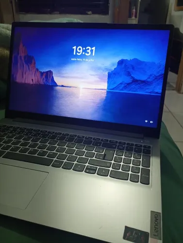 Notebook Lenovo