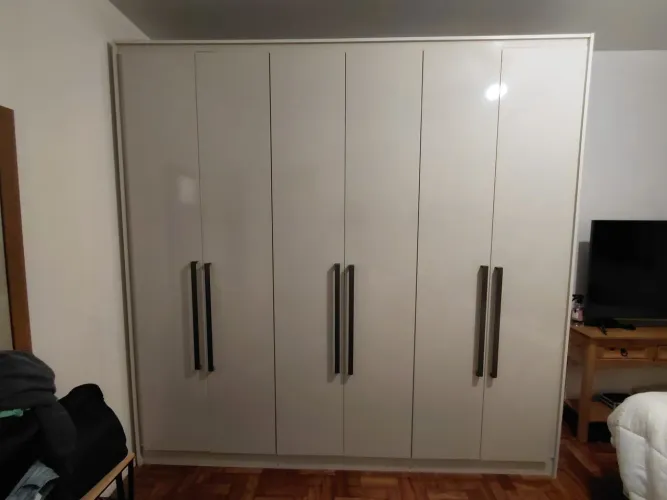 Guarda-roupa casal 6 portas