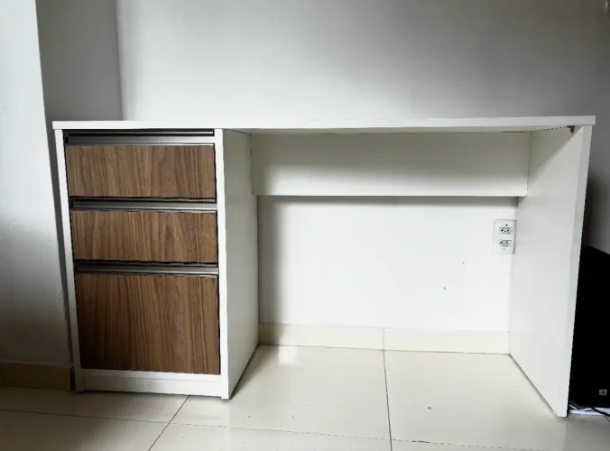 Escrivaninha planejada