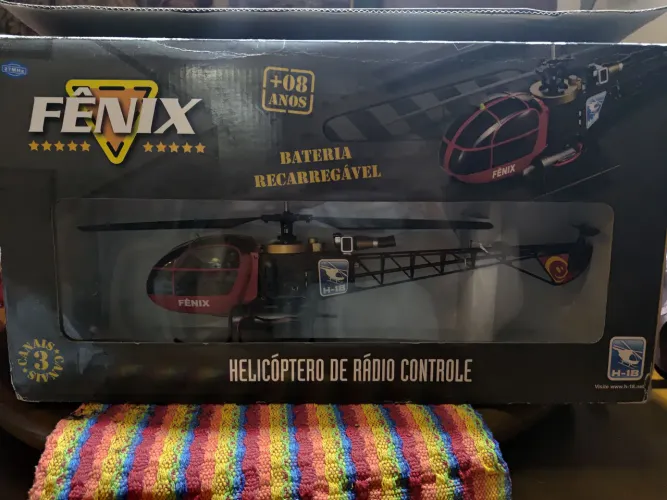Helicóptero de Controle Remoto Fênix H-18 Vermelho