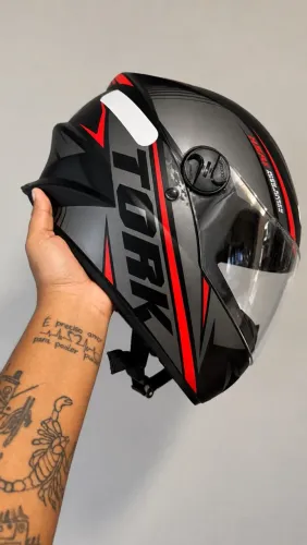 CAPACETE TORK