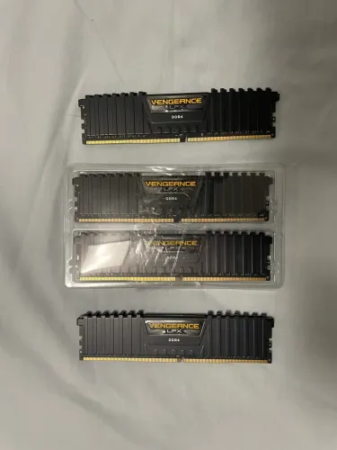Memória RAM DDR4 8GB 2400mhz
