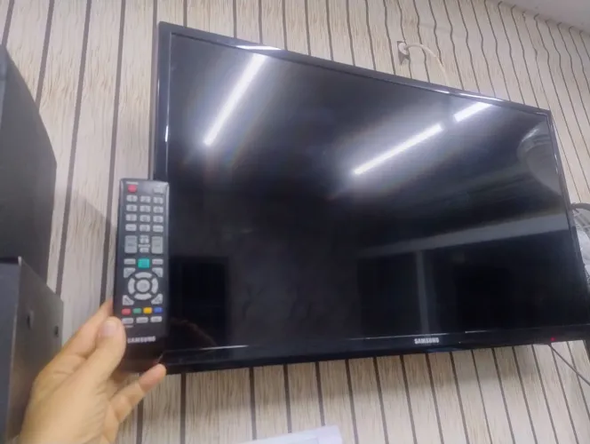 TV 32 POL SANSUNG RS 350 toda boa