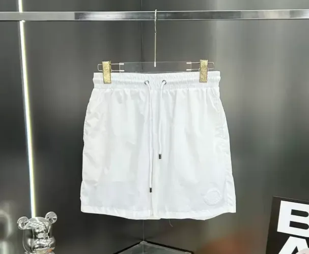 Shorts Moncler Branco Tamanho GG br