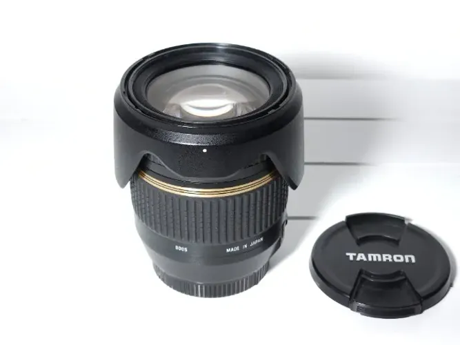 Lente Tamron Sp Af 17-50mm F2.8 Vc Para Canon Ef (detalhe)