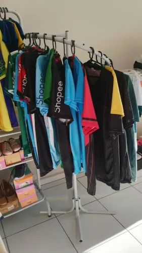 Vendo loja de roupa