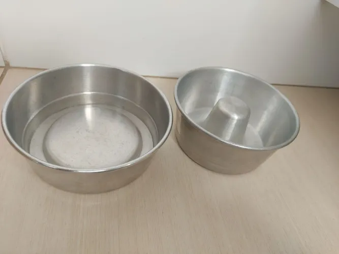 Formas para bolos, pudim, mini pizza e empada