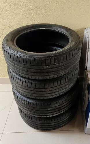 Pneus Bridgestone 205/55 R17