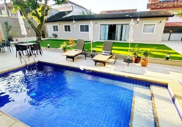 Casa com 5 Quartos à venda, 524 m2 por R$ 3.800.000 - Barra da Tijuca - Rio de Janeiro/RJ