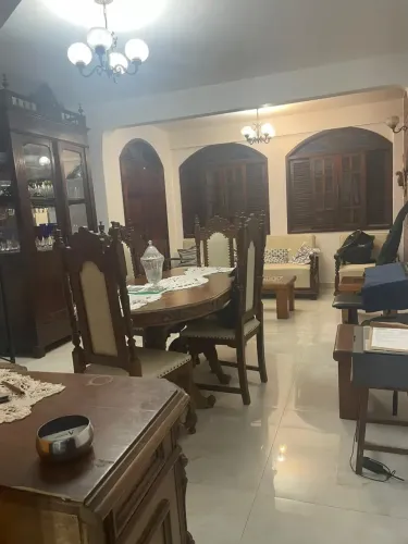 Casa com 6 quartos em Imbetiba - Macaé - RJ