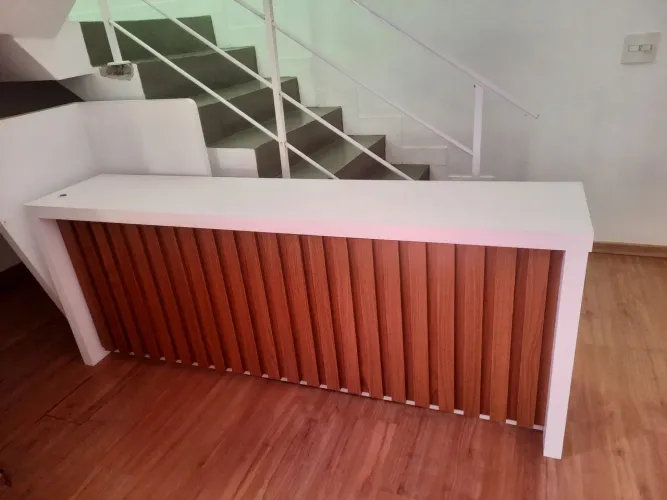 MESA DE RECEPÇÃO, TIPO BANCADA