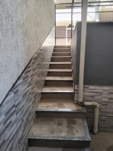 Apt 1/4