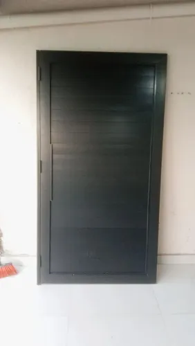 Porta de esquadria
