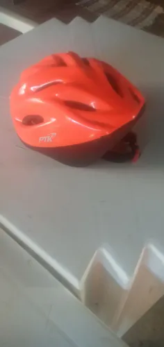 Vendo capacete de ciclistas seminovo entrgo