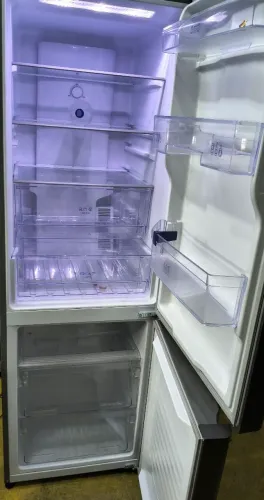 Geladeira inverter Panasonic