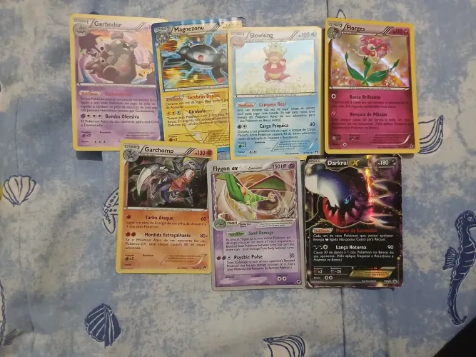 Vende-se carinha de pokemon