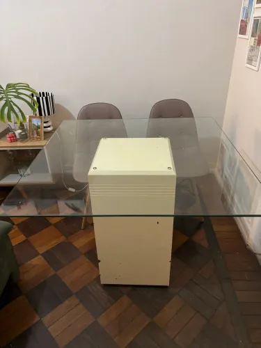 Mesa de jantar de vidro