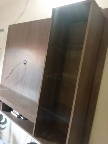 Rack painel bem conservado 