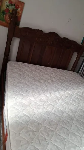 Vendo cama casal com colchão