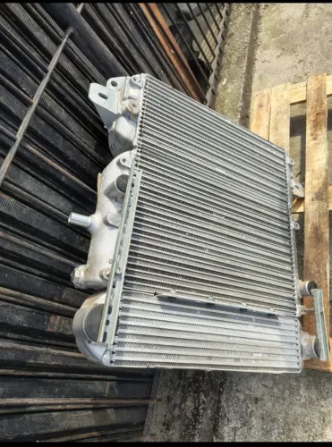 Inter cooler Caterpillar