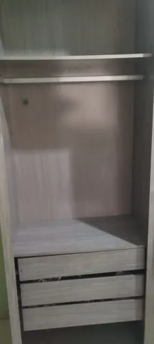 Vendo guarda roupa usado