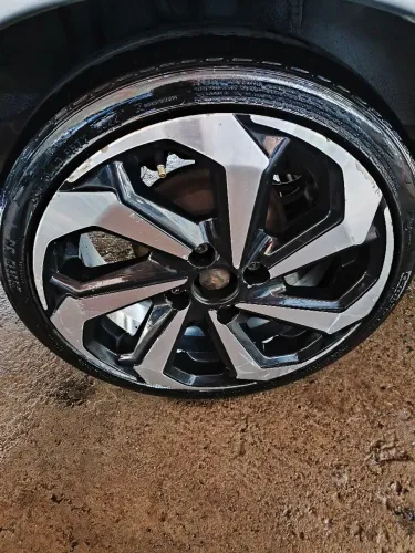 Roda aro 15 troco por aro 17 com volta minha