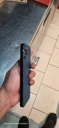 iPhone 12 Pro Max sem marcas de uso