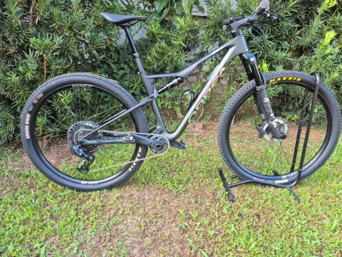 Bike Orbea m21 carbono full Suspencion tamanho M 17