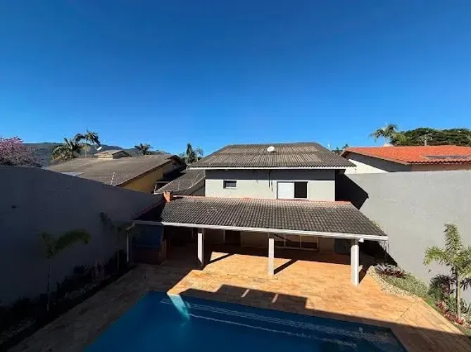 Excelente imóvel e em um dos melhores bairros de Atibaia