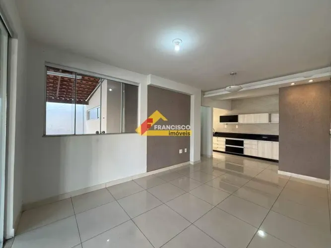 Casa para aluguel, 2 quartos, 1 suíte, 2 vagas, Orion - Divinópolis/MG