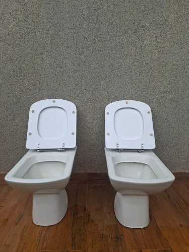 2 Bacias Sanitárias Incepa Original + Assentos | Excelente Estado | R$180 cada