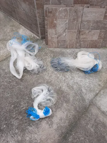 TARRAFAS PARA PARATI OUTRA PARA TAINHA DE ARGOLA E OUTRA PARA SARDINHA PEQUENA