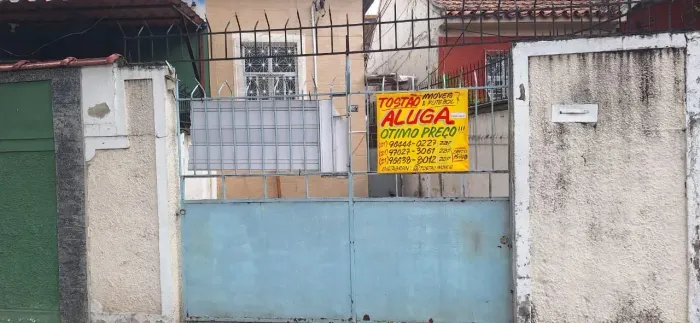 Bento Ribeiro ótima casa dois quartos 80m² com garagem oportunidade única