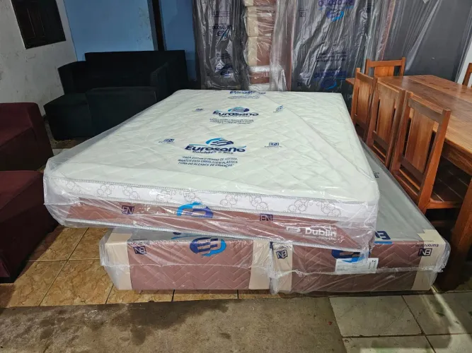 Cama box super King molas ensacadas nova