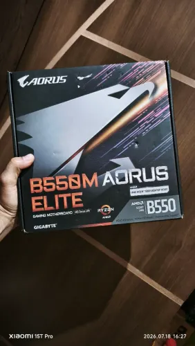 Vende nova lacrada Placa Mãe Gigabyte B550M AORUS Elite, Chipset B550, AMD AM4, mATX, DDR4