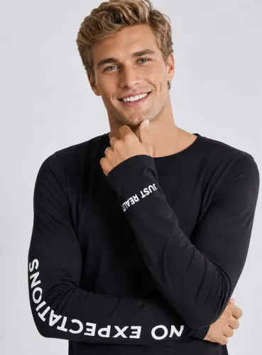 Camiseta Masculina Manga Longa No Expectations Preta P