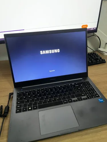 Notebook Samsung Book KV3BR usado poucas vezes