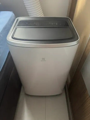Ar-Condicionado Portátil Electrolux 12.000 BTUS Frio com Wi-fi