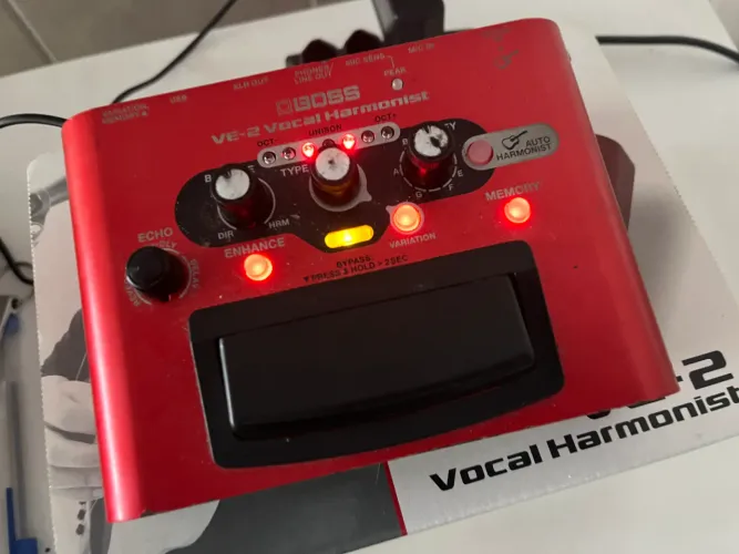 Pedal Boss vocal Harmonist VE2