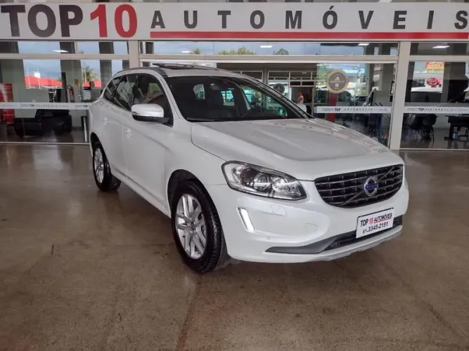 Volvo XC 60 D-5 Momentum 2.4 AWD Diesel 5P 2017