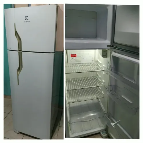 Geladeira Electrolux gelo seco 260L