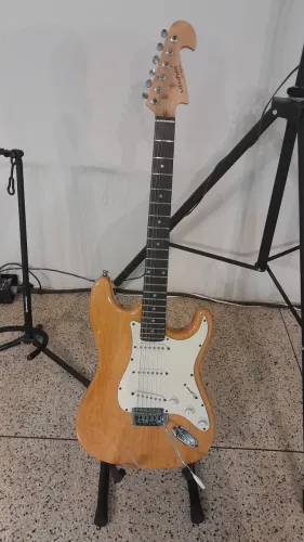 Guitarra Memphis by Tagima