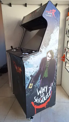 Fliperama Novo com Jogos e Tela de 27 Polegadas. Diversão Retro