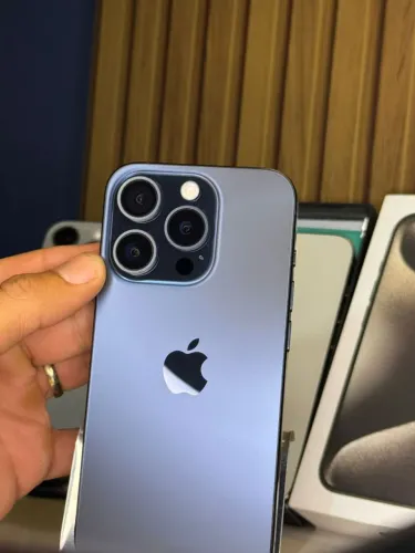 Iphone 15 pro blue titanium 