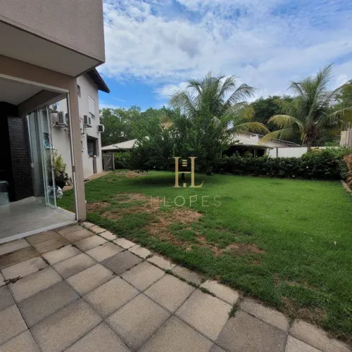 Vendo Linda Casa Condomínio fechado BELO VERDE