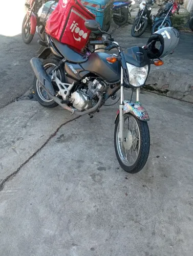 Honda fan 125 montada 2015 150 injetada moto boa pro dia dia não falha não fuma 