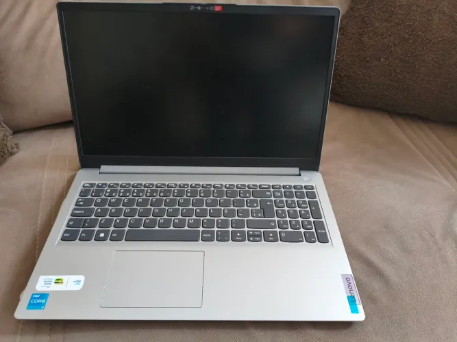 Notebook Lenovo C/ Defeito